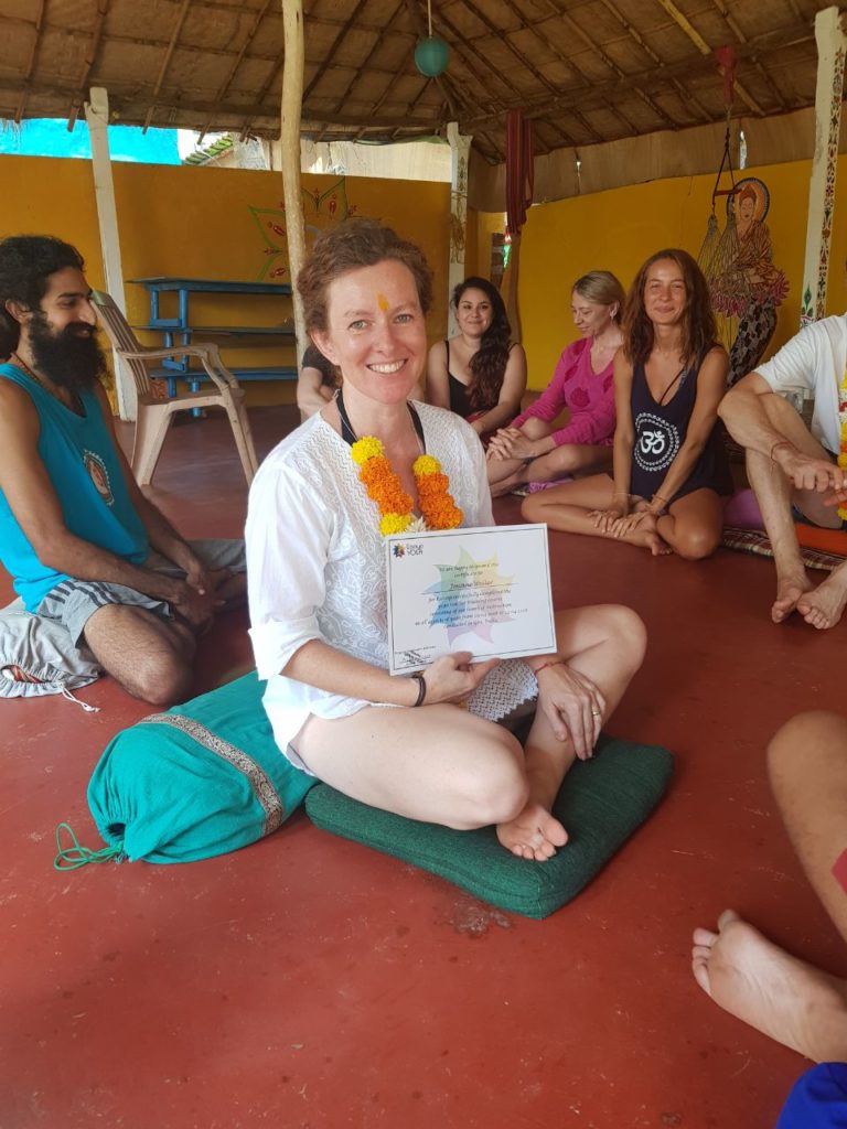 Yoga Abschluss in Indien - Platon Kiriazidis