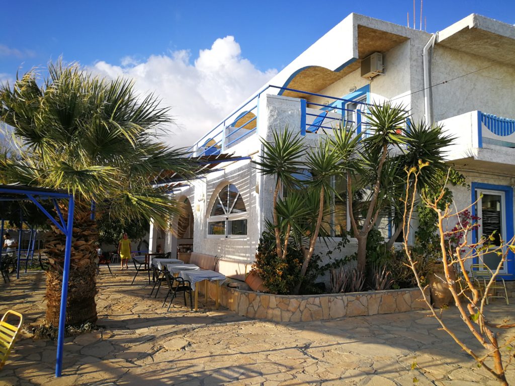 Taverne, Hotel und Seminarzentrum in Triopetra_Platon Kiriazidis