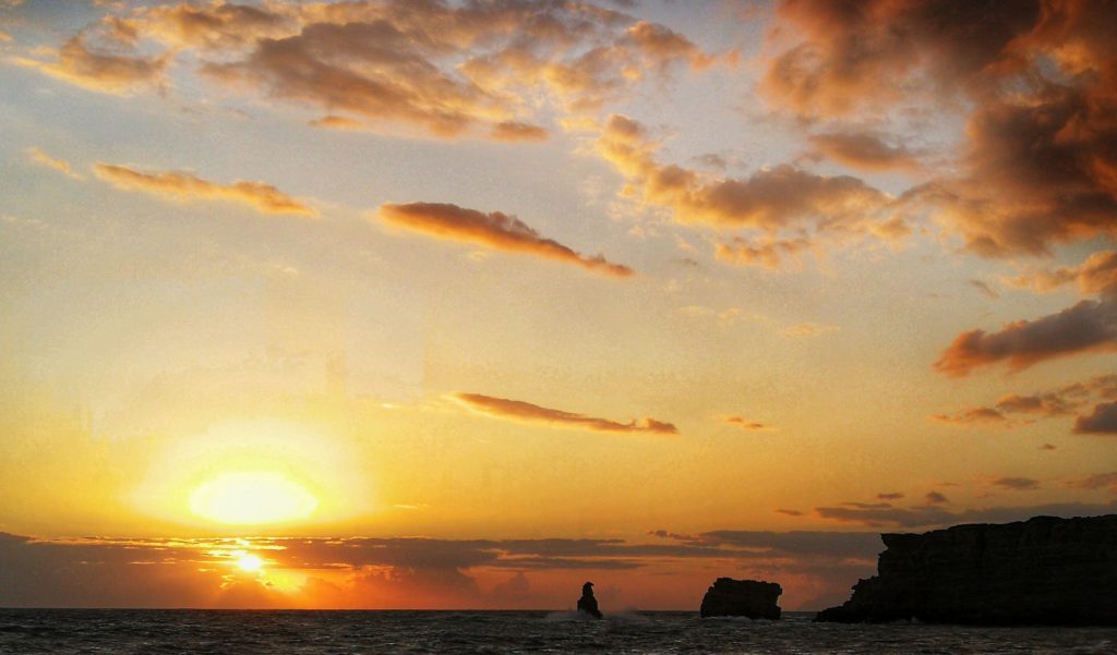 Sunset bei Triopetra. Für mich der schönste auf dieser reise auf Kreta_Platon Kiriazidis